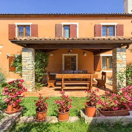 Beautiful Stone Istrian Anamaria With Pool Near The - Wiibuk * Šišan