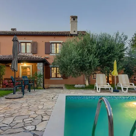 Beautiful Stone Istrian Anamaria With Pool Near The - Wiibuk Villa *